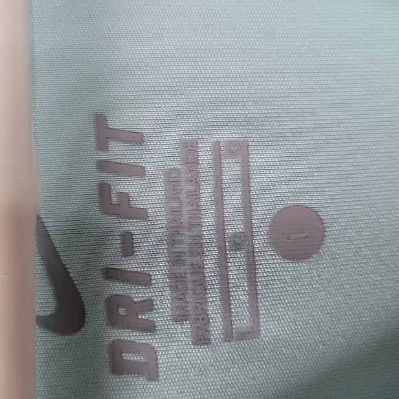 Nike Dri-Fit Light Blue Shortsleeve Teeshirt - Picture 4 of 8